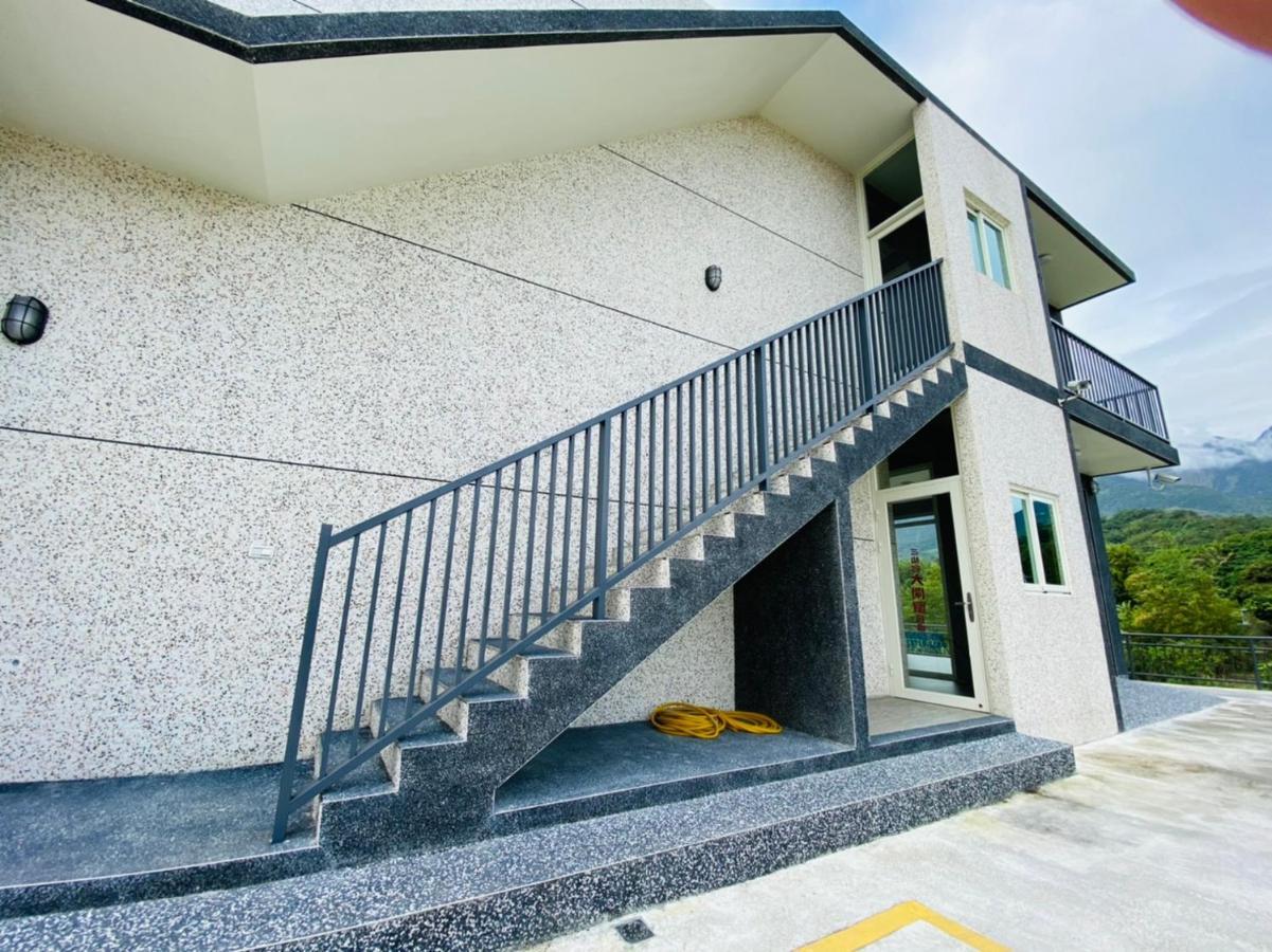 Taitung Crabs House Apartamento Chenggong Exterior foto